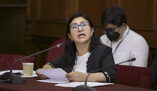 Katy Ugarte considera que la protesta pacífica "no es un delito". Foto: Gerardo Marín/La República