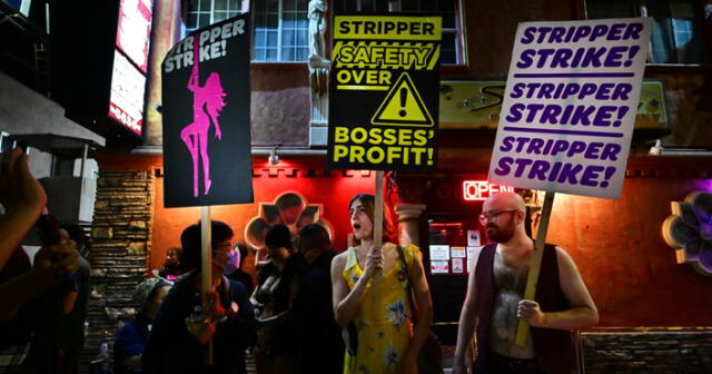 Apoyo poblacional a los pedidos de las strippers, el 19 de agosto de 2022. Foto: AFP