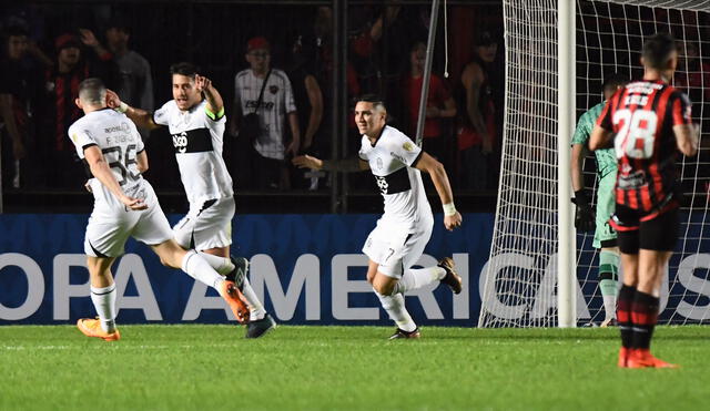 Iván Torres marcó el 1-0 de Olimpia ante Patronato. Foto: AFP