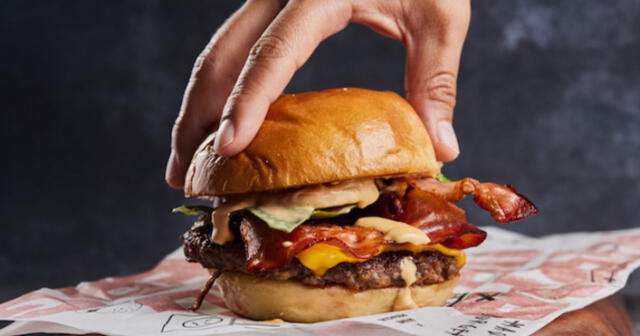Barras libres, ofertas de hamburguesas dobles, e incluso acompañadas de spaguettis, son algunas de las ofertas que puedes encontrar en Cuponidad. Foto: Didi/Instagram