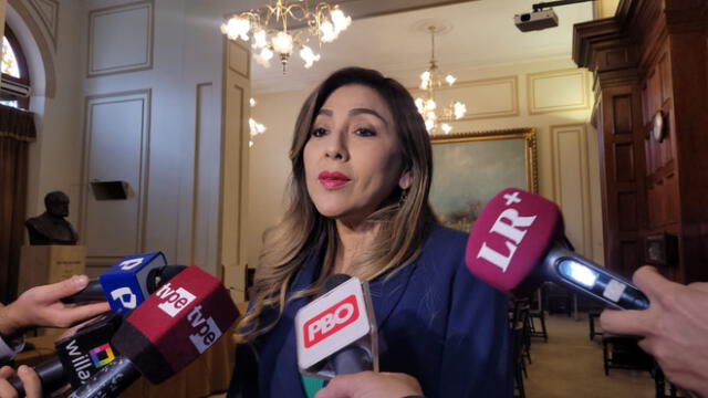 Lady Camones se pronuncia por el artículo 84 del Código Penal que detalla la suspensión de la prescripción. Foto y video: Jessica Merino/La República