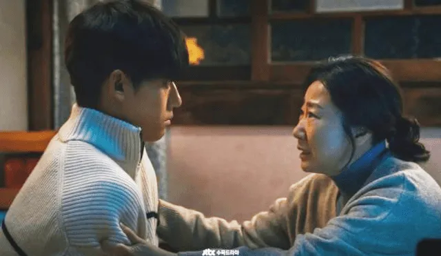 Un melodrama que te hará llorar y reír a la par. "La buena mala madre" es protagonizada por Lee Do Hyun, de "La gloria", y Ra Mi Ran. Foto: composición LR/captura/JTBC