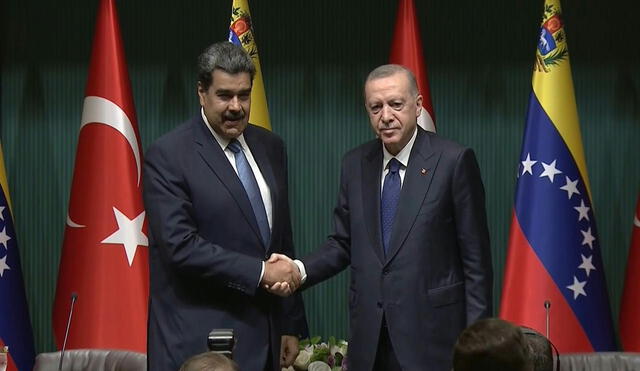 Nicolás Maduro felicitó a Recep Tayyip Erdogan por su triunfo e las elecciones de Turquía este domingo 28 de mayo. Foto: AFP