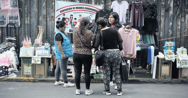 Competencia. Empresarios de Triángulo Grau dicen que comercio informal perjudica sus ventas. Foto: John Reyes/La República