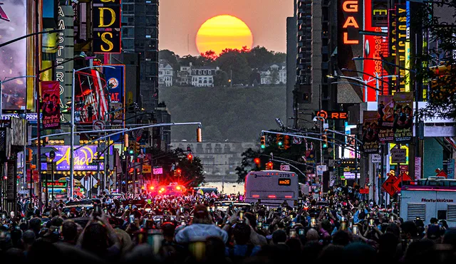 El Manhattanhenge regala dos veces al año su mejor puesta de sol a Nueva York. Foto: AFP