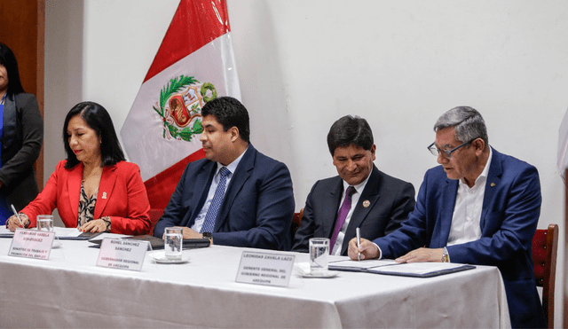 Suscripción. Autoridades del MTPE y del GRA trabajarán en conjunto por cumplimiento de derechos laborales. Foto: La República