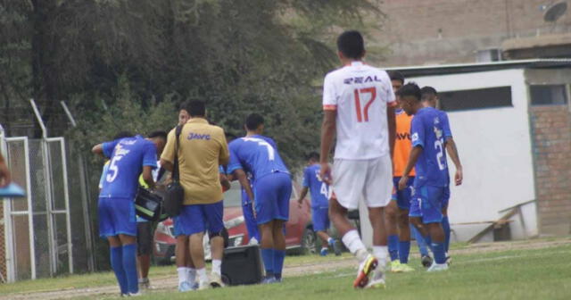 Carlos Stein y Ayacucho FC empataron 3-3. Foto: difusión