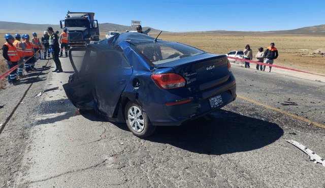 Imata. Choque ocurrió al mediodía. La mayoría de fallecidos son del auto azul. Foto: Difusión