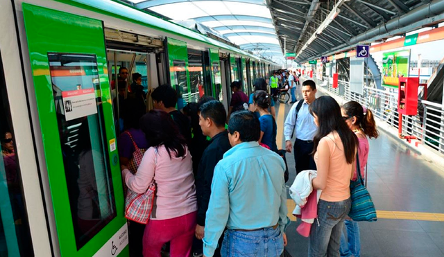El MTC buscará ampliar la capacidad de transporte de los trenes de la Línea 1. Foto: Andina