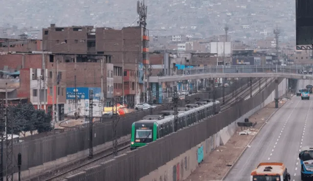 Línea 1 modificó la llegada de los trenes en horas punta para evitar congestionar las estaciones. Foto: @carlos_lm1 / Twitter