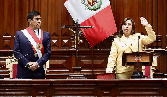 Aliados. El anuncio de Dina Boluarte de continuar en el cargo hasta el 2026 implica también la permanencia de los actuales congresistas. Foto: difusión