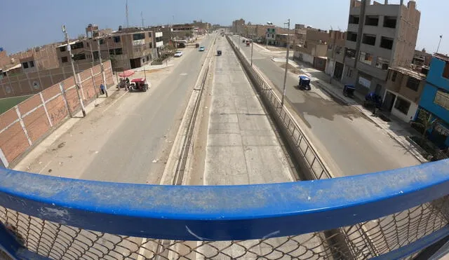 Sin utilidad. La avenida Chiclayo, en José Leonardo Ortiz, presenta varias fallas para su tránsito.Foto: La República