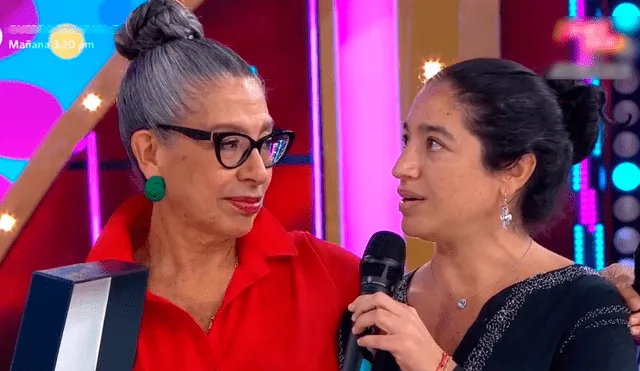 Adriana Álvarez sorprendió a su madre con bonito mensaje. Foto: captura de América TV. Video: América TV
