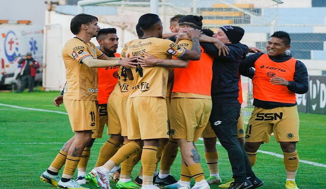 Cusco FC tiene buenas posibilidades de pelear el título, están cuartos en la tabla. Foto: La República