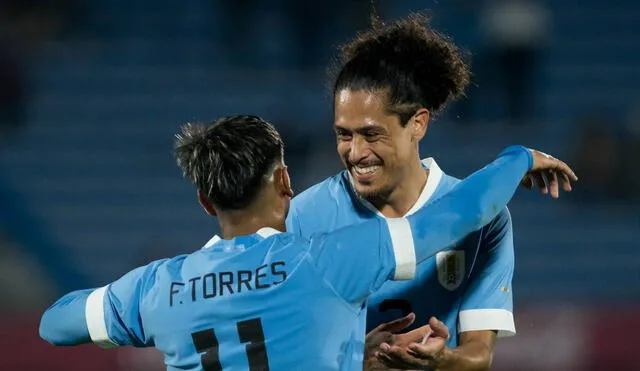 Uruguay se prepara para las eliminatorias Conmebol. Foto: EFE