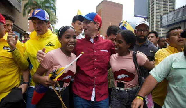 El político dijo inscribirse para levantar la bandera de los pensionados, jubilados y trabajadores. Foto: Twitter/hcapriles