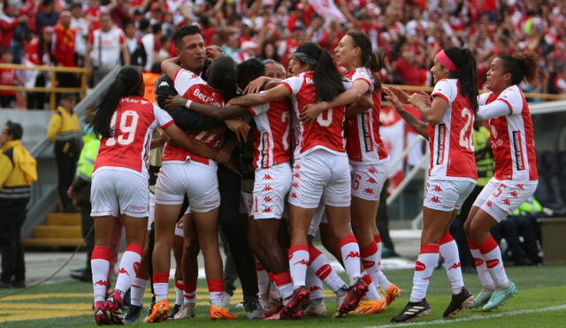 Santa Fe se llevó el triunfo en la ida por la final de la Liga Femenina. Foto: Twitter Santa Fe femenino