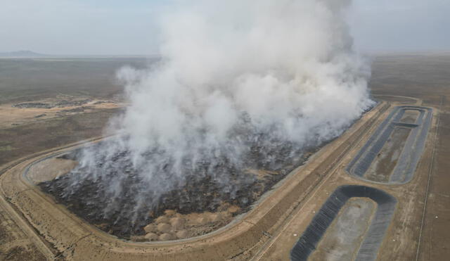 El incendio se produjo en Reque. Foto: Rosa Quincho/La República