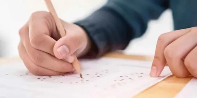 Los postulantes deben pagar derecho de examen de admisión para las universidades públicas. Foto: Ámbito jurídico