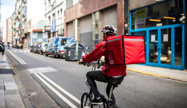 Se plantean realizar cambios para mejorar la situación de los repartidores en el Perú. Foto: Difusión