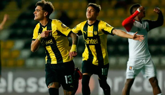 Peñarol es líder del grupo A con esta goleada sobre Caracas. Foto: Formativas CAP | Video: Conmebol Libertadores