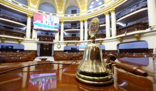 A diferencia de otras votaciones en el Pleno, en esta ocasión no se usará el tablero electrónico, sino que se utilizará un conteo voto por voto con las cédulas. Foto: Andina