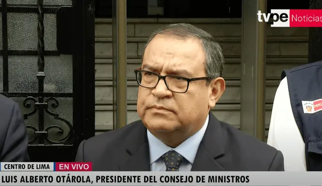 El hecho fue registrado en los exteriores de la PCM. Foto: captura de TV Perú / Video: TV Perú