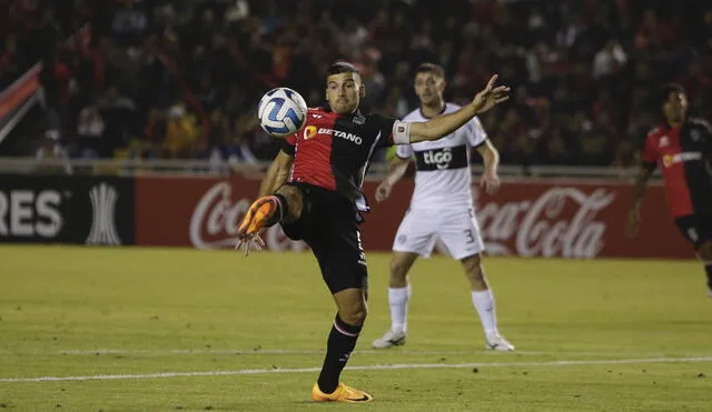 En deuda. Rojinegros no tuvieron una buena primera mitad de año. Quedaron fuera de la Libertadores y relegados en la liga. Foto: Rodrigo Talavera/La República