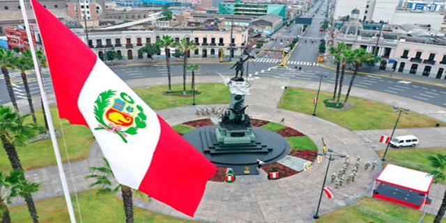 El Día de la Bandera, que se celebra el 7 de junio y se creó el 30 de abril de 1924, mediante un decreto supremo. Foto: El Peruano