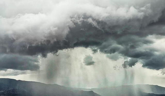 El proyecto de ley define a la lluvia artificial como el proceso de modificación del clima. Foto: Semana.com