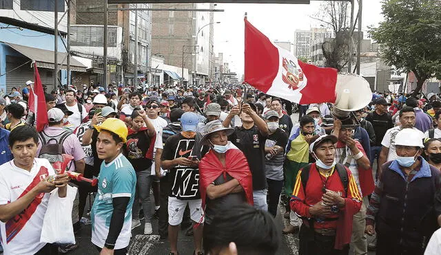 Protesta. Para los que organizan la marcha del 19 de julio, la única salida es  la renuncia de Boluarte y adelanto de elecciones. Foto: Marco Cotrina/La República