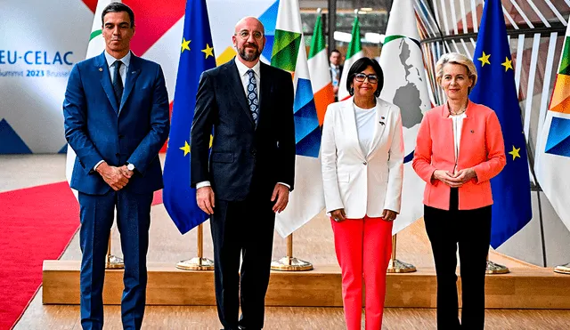 Delcy Rodríguez participa de la cumbre pese a estar incluida en la lista de sancionados del bloque europeo. Foto: AFP