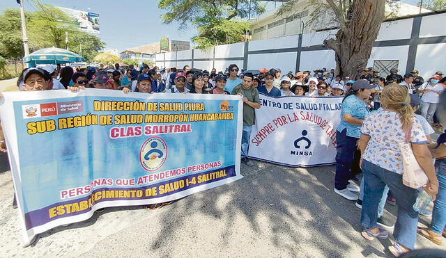 Alzan su voz. Gremios quieren ser escuchados y se suman a la marcha porque están cansados de que Gobierno no resuelva sus petitorios de lucha social. Foto: Maribel Mendo/La República