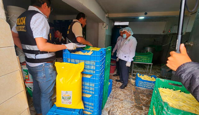 Aproximadamente 1.000 kilos de papas fueron incautadas. Foto: Rosario Rojas/La República