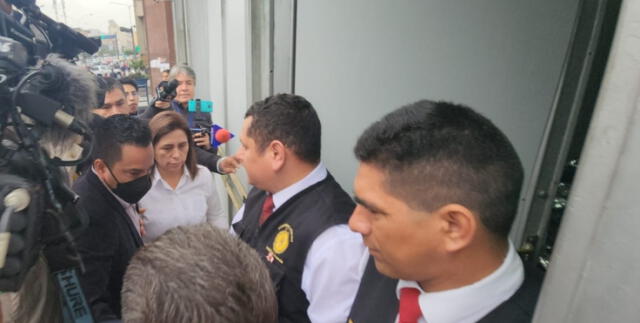 Rosa Gutiérrez denunció que la presidenta Dina Boluarte se comunicó con ella cuando destituyó a Iván Pereyra Villanueva como gerente de EsSalud. Foto: Jessica Merino / URPI-LR