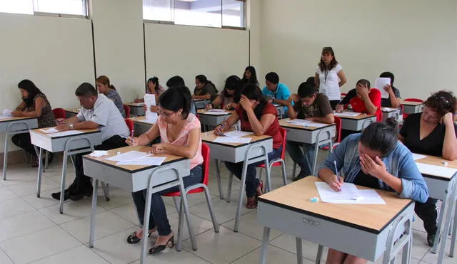 Alrededor de 102.000 docentes rindieron el examen para el Ascenso Docente 2023. Foto: Minedu