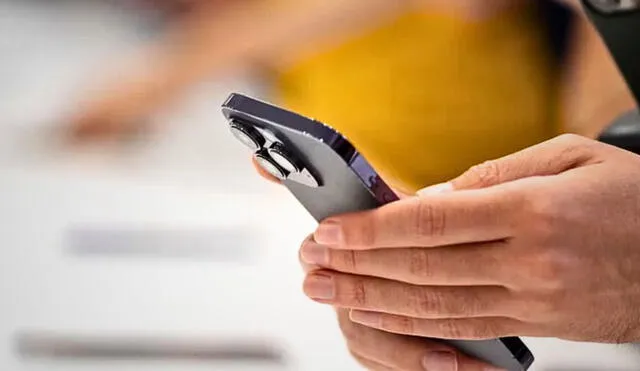 Bebé había sido vendido para que padres se compren un iPhone. Foto: AFP