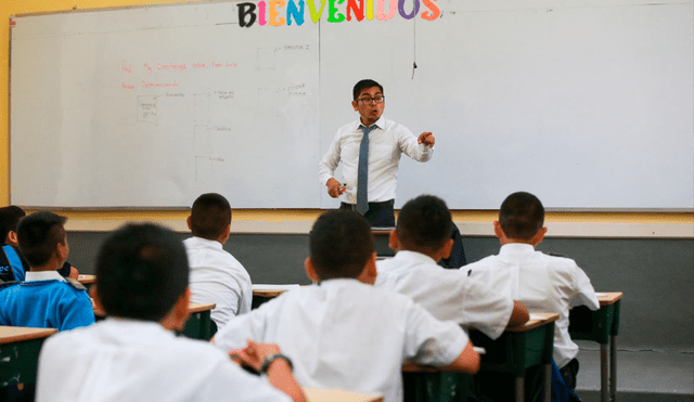 El Minedu considerará el orden de mérito para determinar a los ganadores del concurso de nombramiento docente. Foto: Andina