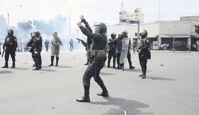 Cuidado. De aprobarse la iniciativa legislativa, los nuevos policías podrán actuar sin responsabilidad penal de sus jefes. Fotos: John Reyes/La República