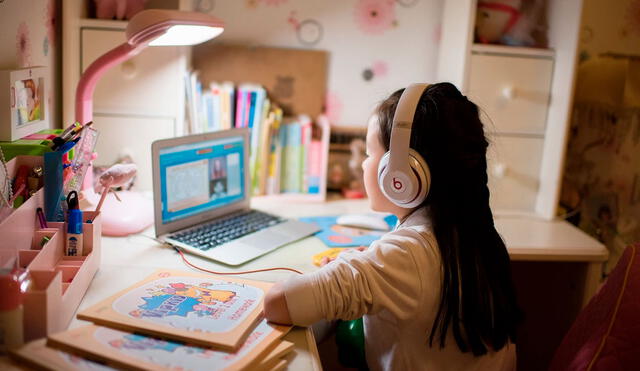 Los jóvenes, de acuerdo con su edad, tendrán un horario en el cual podrán conectarse en línea. Foto: South China Morning Post