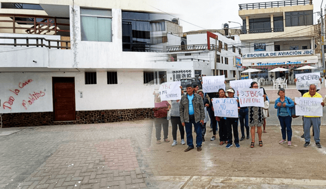 Deudos exigen justicia por la muerte de los 4 tripulantes en Trujillo. Foto: Yolanda Goicochea/URPI-LR