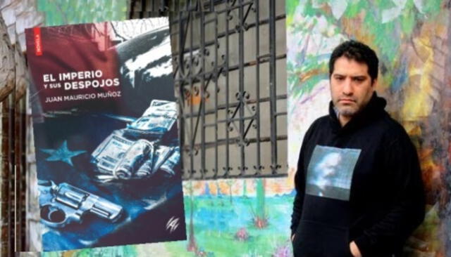 El periodista Juan Mauricio Muñoz presenta su nuevo libro.