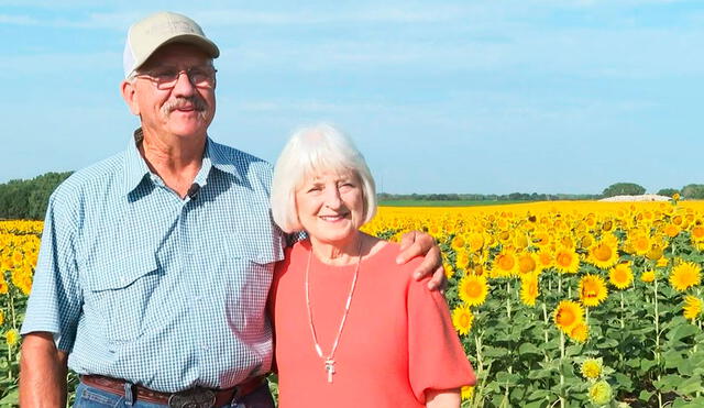 Con ayuda de su hijo, el agricultor plantó en secreto las semillas de girasol para su esposa. Foto: WSAZ - Video: BBC