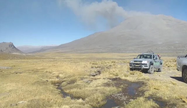 Proceso. El volcán Ubinas continúa en erupción.