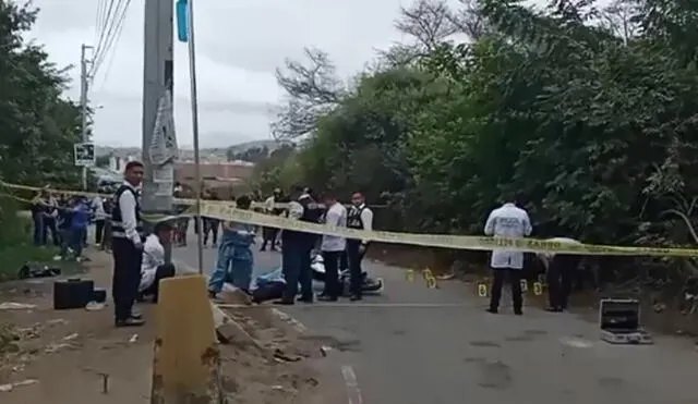 Asesinato ocurrió en la carretera de acceso a la residencial Los Portales. Foto: Enfoque Popular Chimbote - Video: difusión