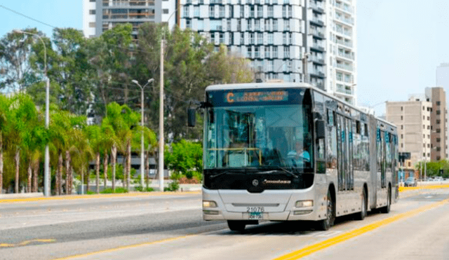 La ATU informó que el servicio de la línea E dejará de funcionar en horas punta para reforzar la atención de los buses troncales. Foto: ATU