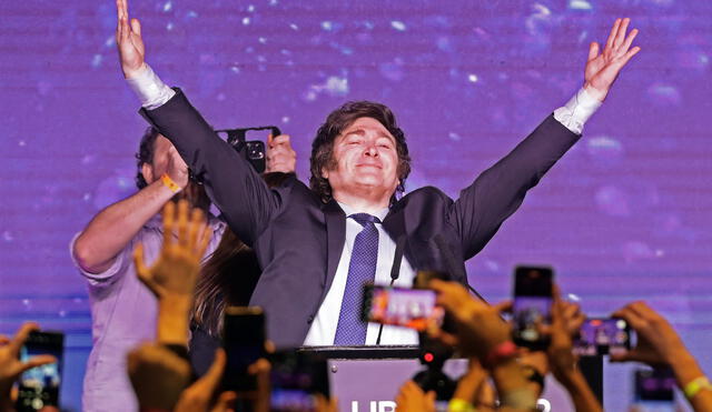 Javier Milei se convirtió en el ganador de las elecciones primarias en Argentina. Foto: AFP