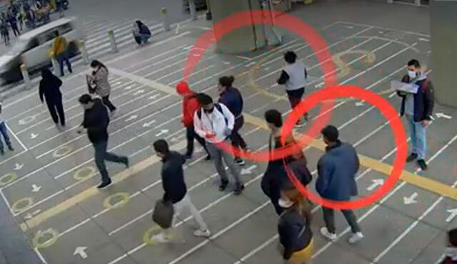 Cámaras de seguridad captaron a salderos en los exteriores del Metro de Lima. Foto: captura/Latina - Video: Latina