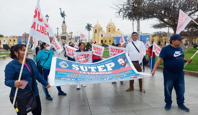 Lucha. Sutep realiza movilizaciones para que cumplan reivindicaciones con los maestros. Foto: Yolanda Goicochea/La República