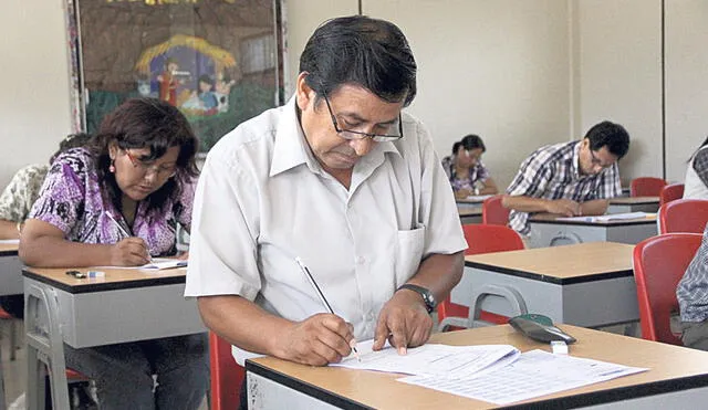 El examen docente es una prueba que busca mejorar el salario de los profesores. Foto: difusión
